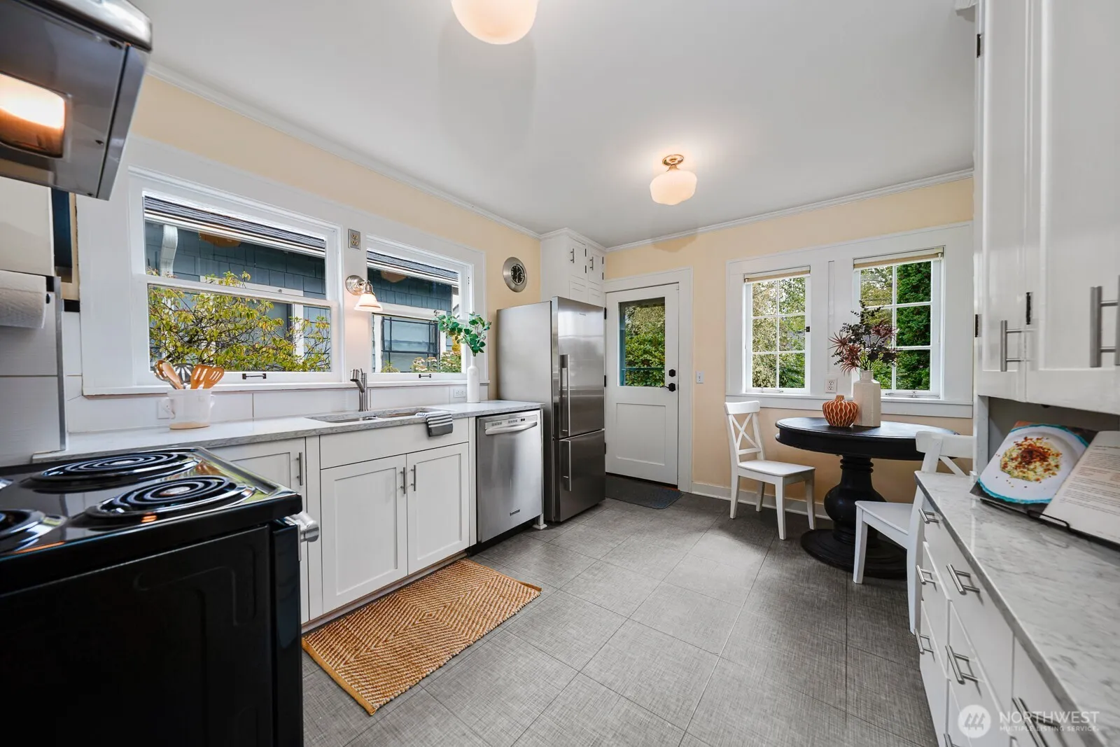 Property photo for 1019 Ne 62nd Street, Seattle photo 5