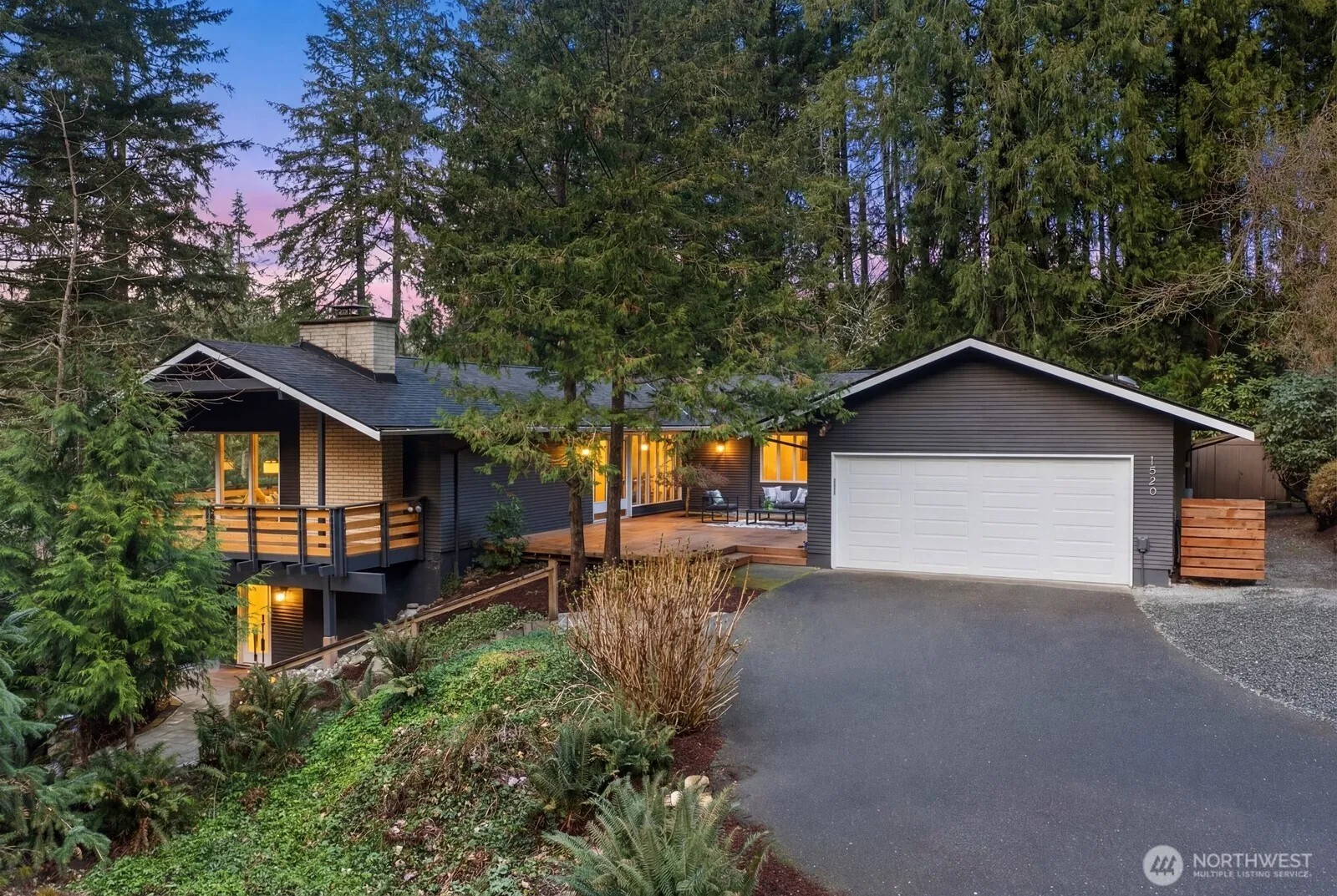 Property photo for 1520 Sycamore Drive Se, Issaquah