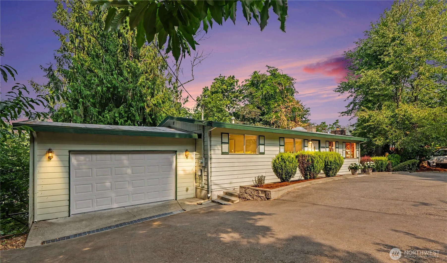 Property photo for 11617 7th Avenue Sw, Seattle