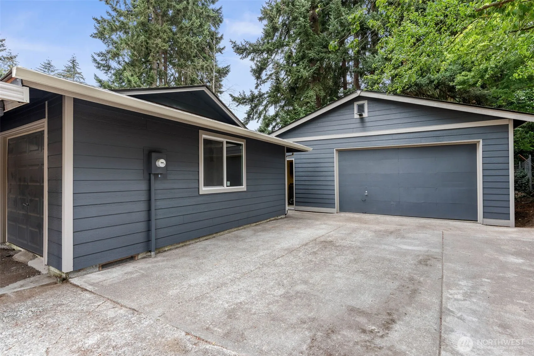 Property photo for 2113 E 68th Street, Tacoma photo 2
