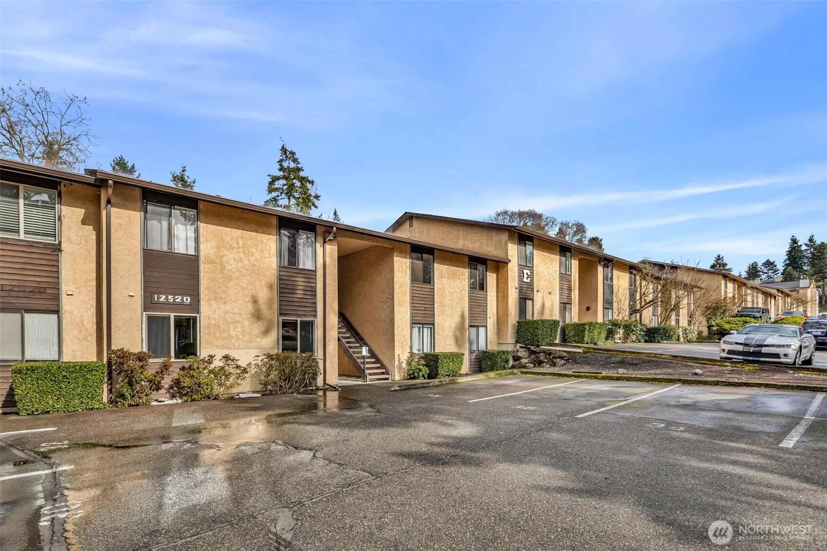 Property photo for 12520 Ne 145th Terrace #e33, Kirkland photo 5