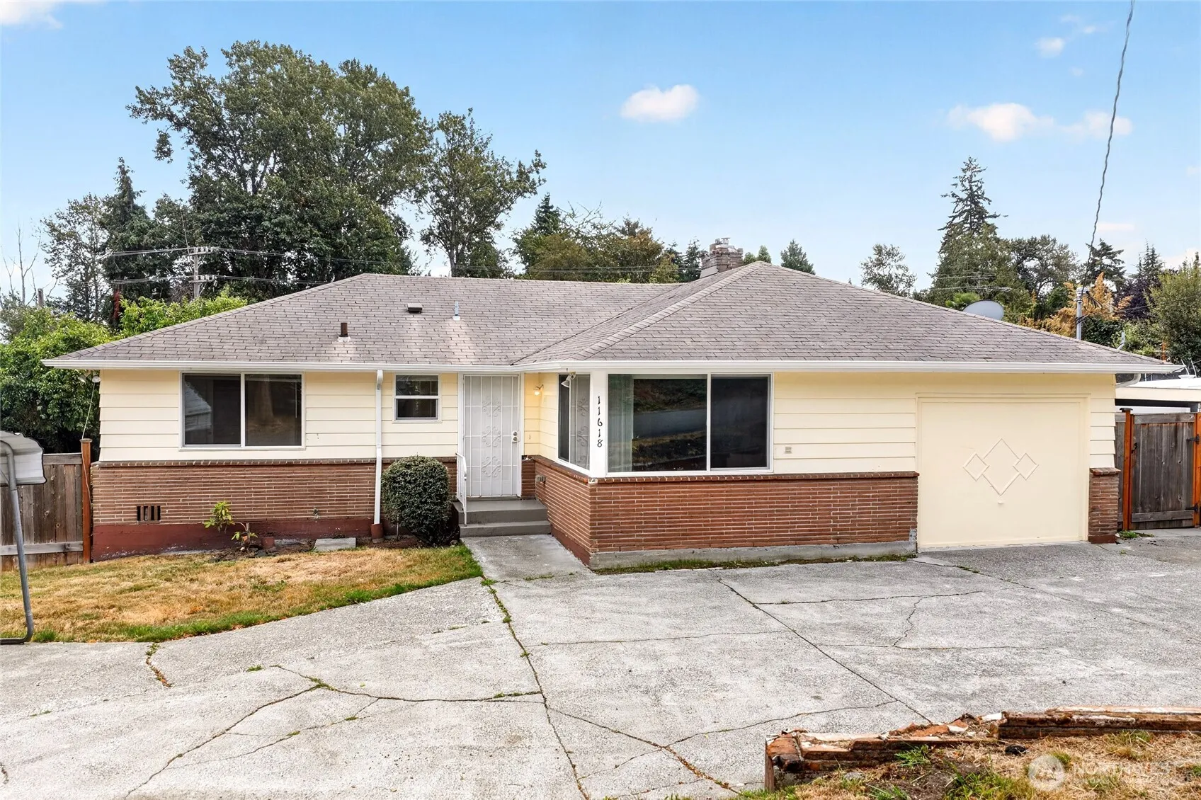 Property photo for 11618 Roseberg Avenue S, Seattle