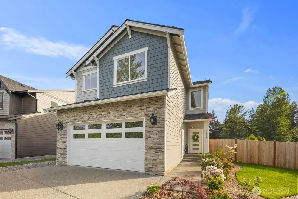Property photo for 17318 74th Avenue Ct E, Puyallup photo 2