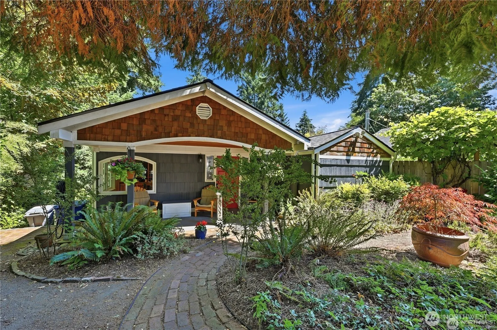 Property photo for 18002 25th Avenue Ne, Lake Forest Park photo 2