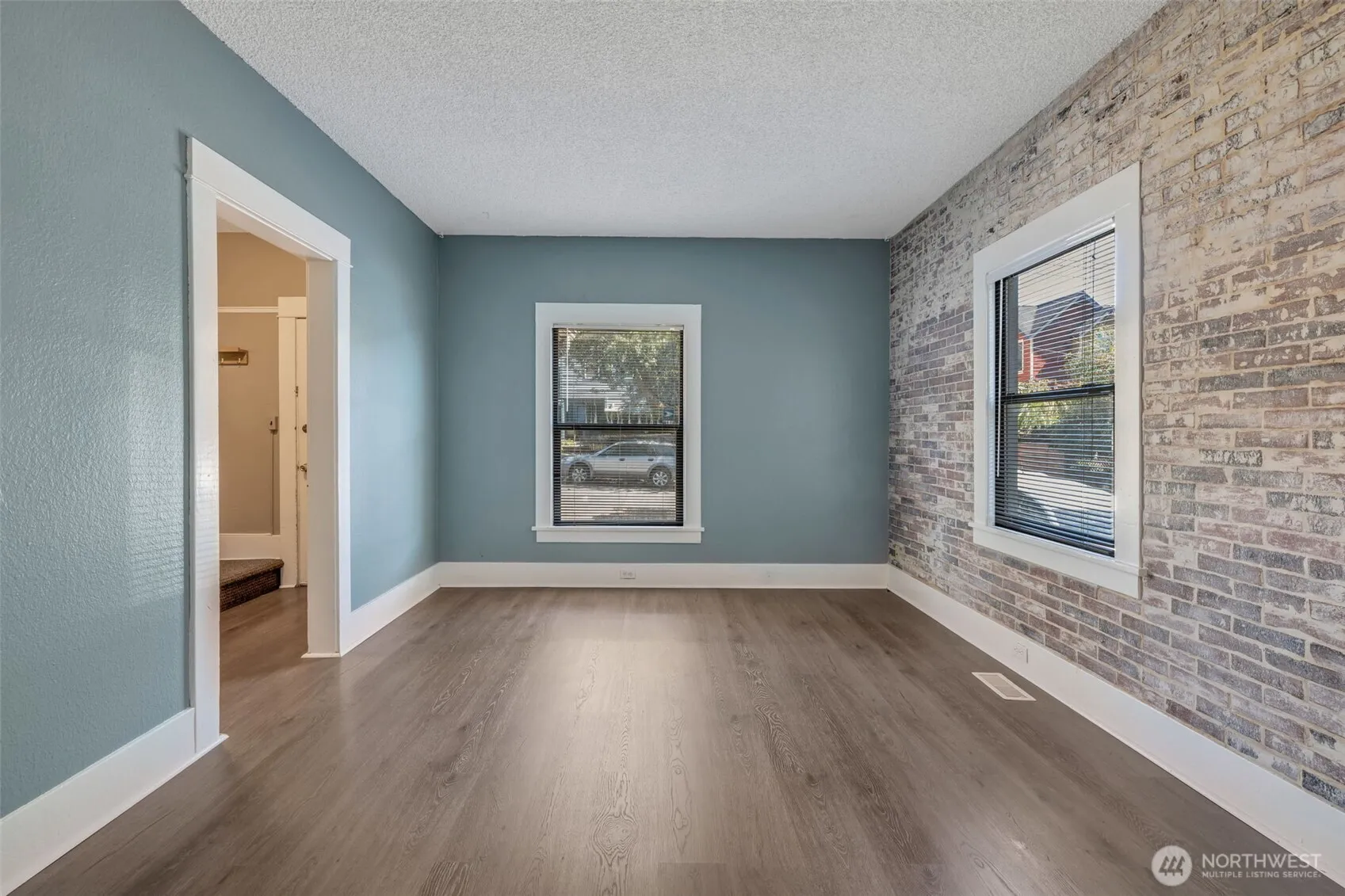 Property photo for 6747 Alonzo Avenue Nw, Seattle photo 2