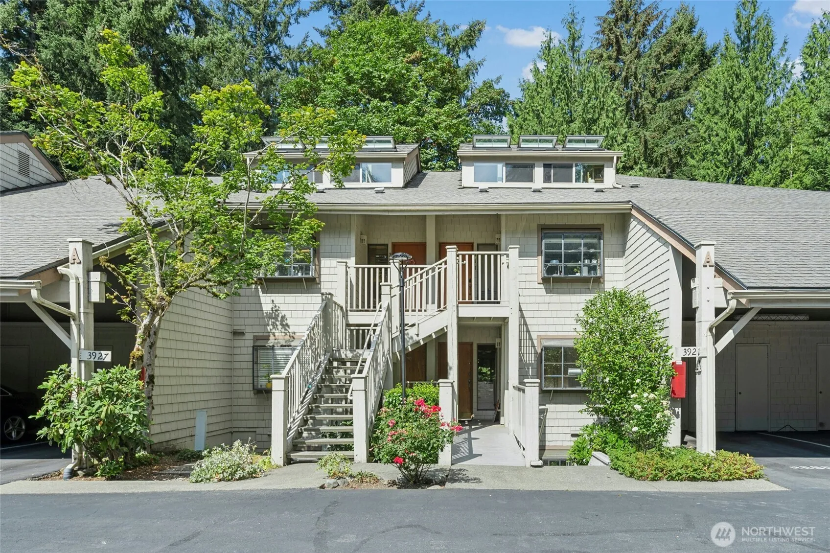 Property photo for 3927 108th Avenue Ne #a102, Bellevue