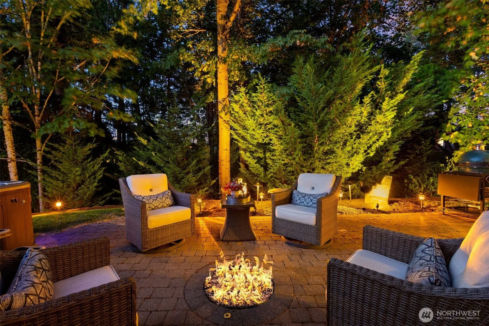 Property photo for 306 240th Place Se, Sammamish photo 2