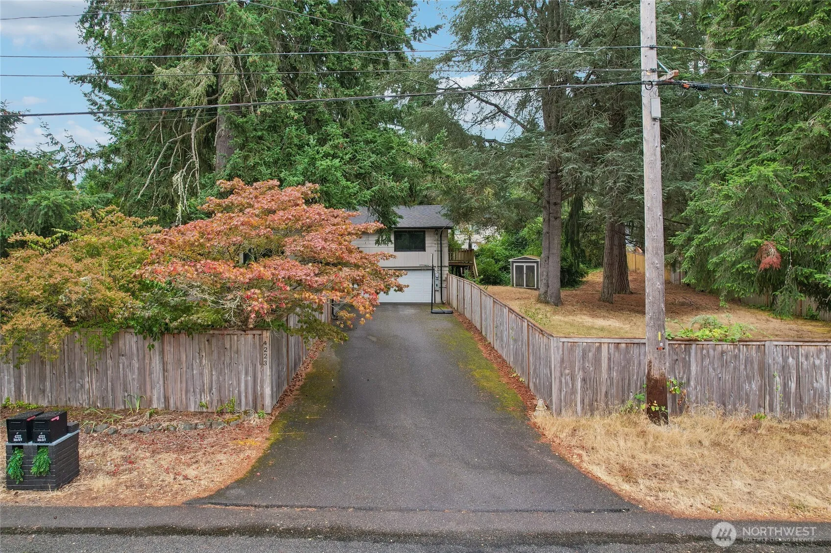 Property photo for 4223 Robin Road W, University Place photo 2