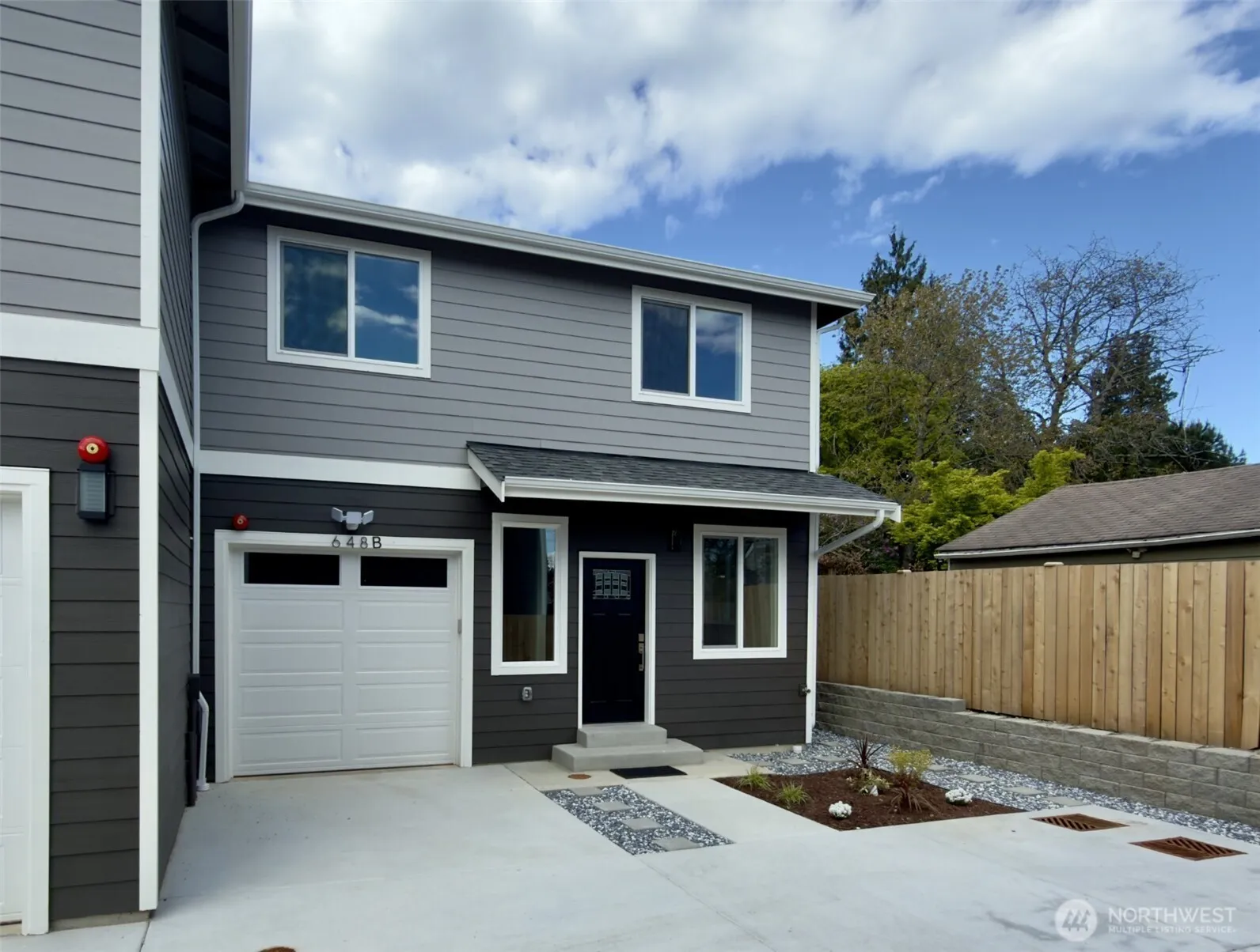 Property photo for 648 B Sw 139th Street, Burien