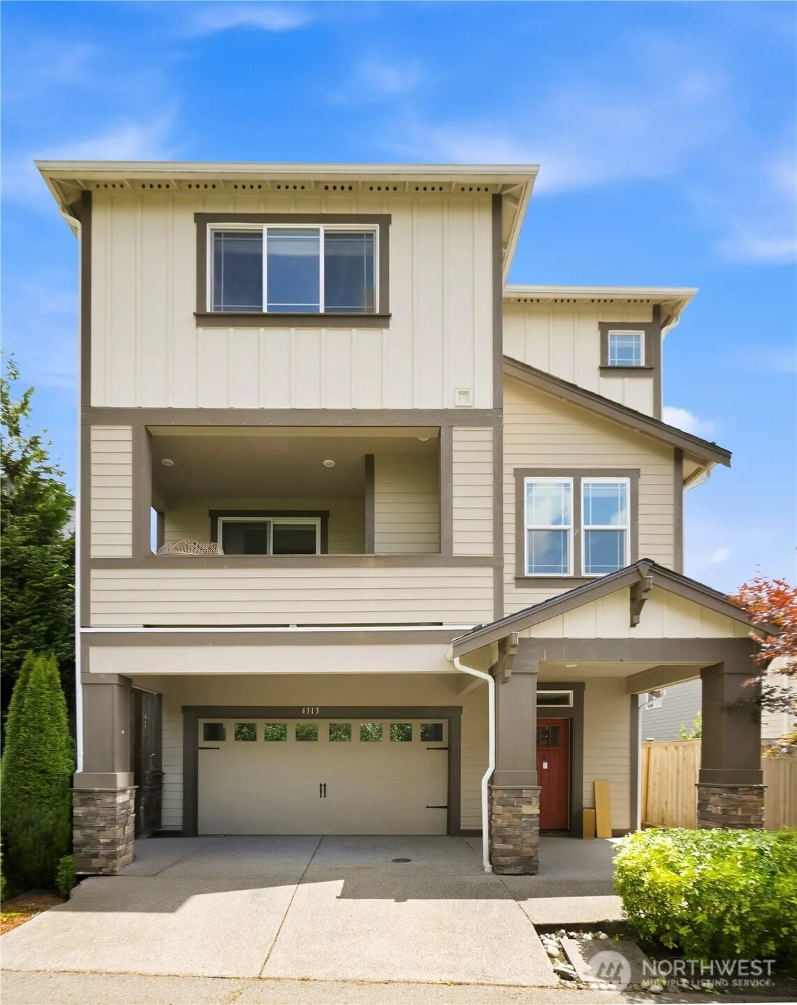 Property photo for 4313 235th Place Se, Bothell photo 2