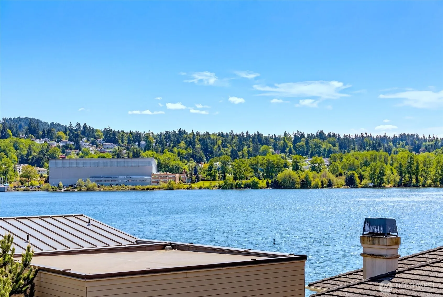 Property photo for 6924 96th Avenue Se, Mercer Island photo 3
