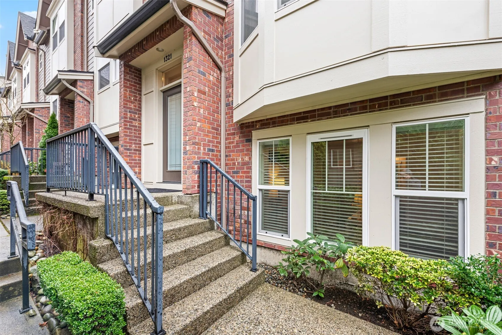 Property photo for 1321 Greenwish Walk Ne, Issaquah photo 2