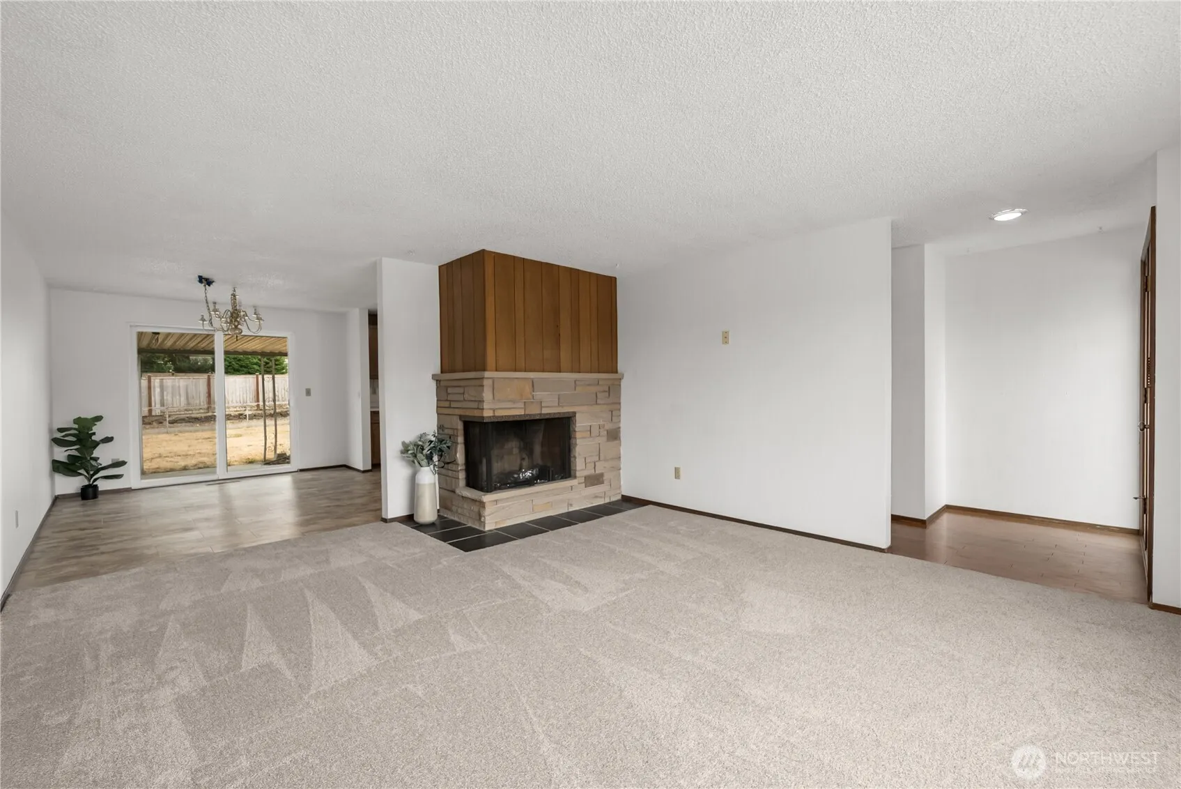 Property photo for 1810 N Highland Street, Tacoma photo 4