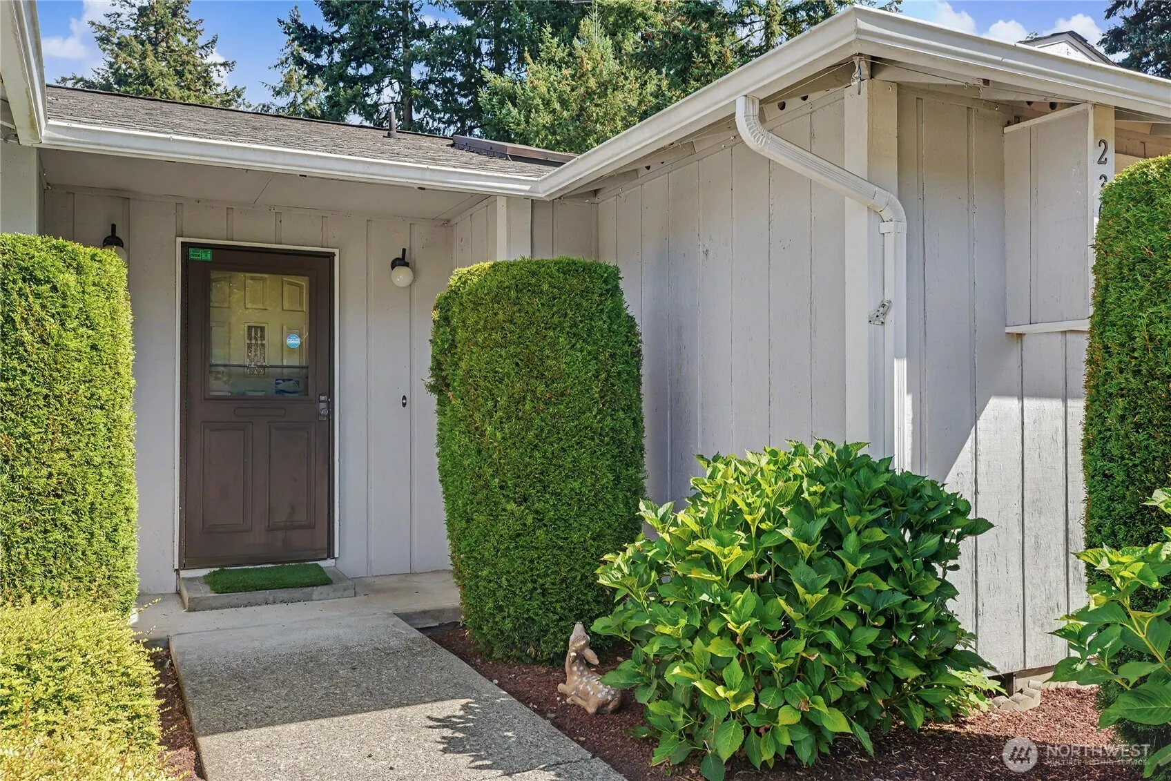Property photo for 230 145th Street Ct E, Tacoma photo 2