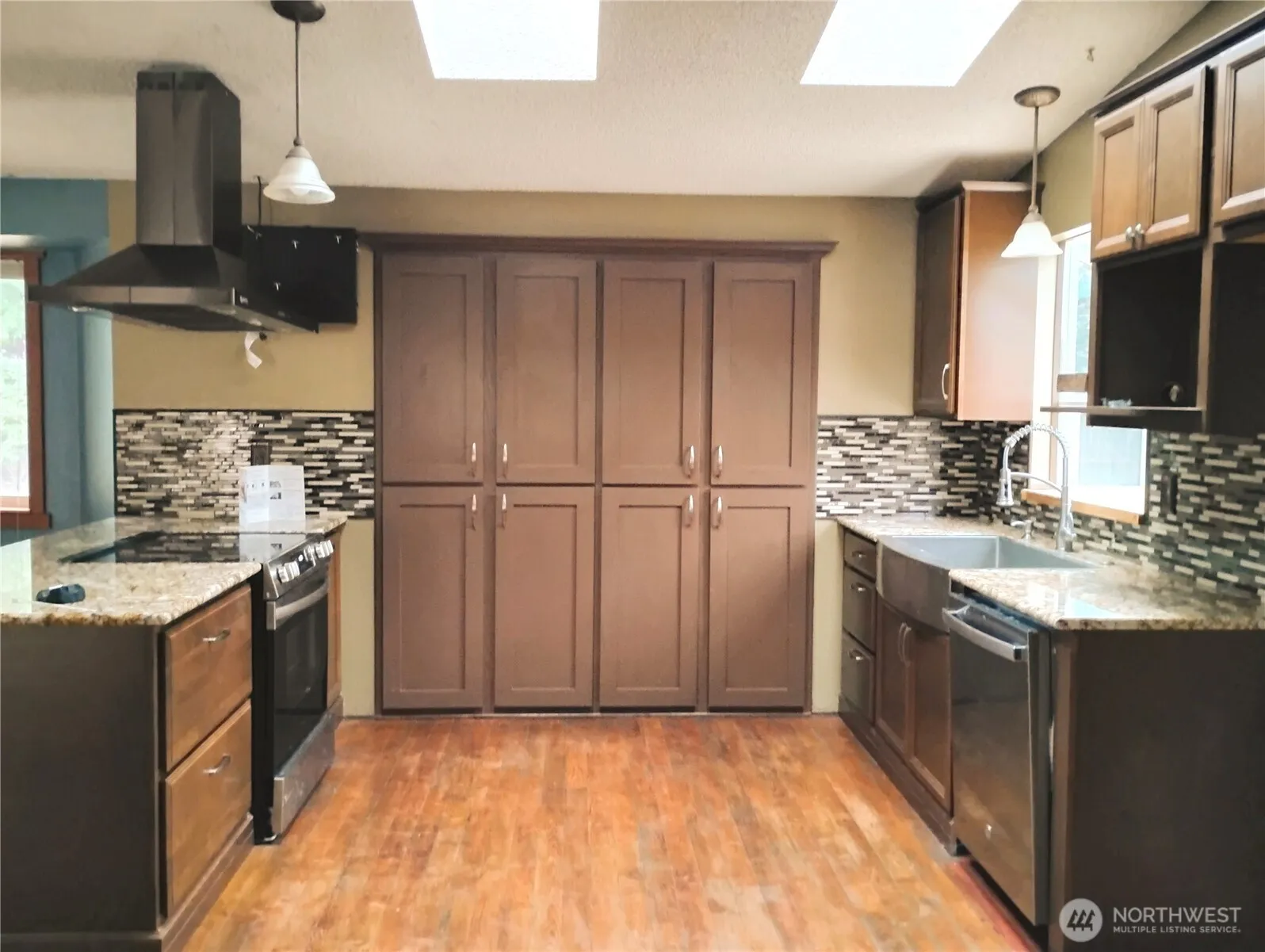 Property photo for 15103 Westmore Drive E, Puyallup photo 3