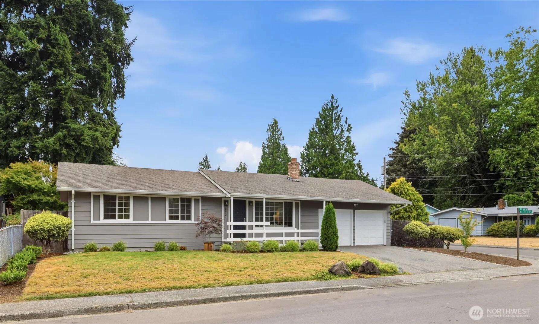 Property photo for 14237 105th Avenue Ne, Kirkland photo 2