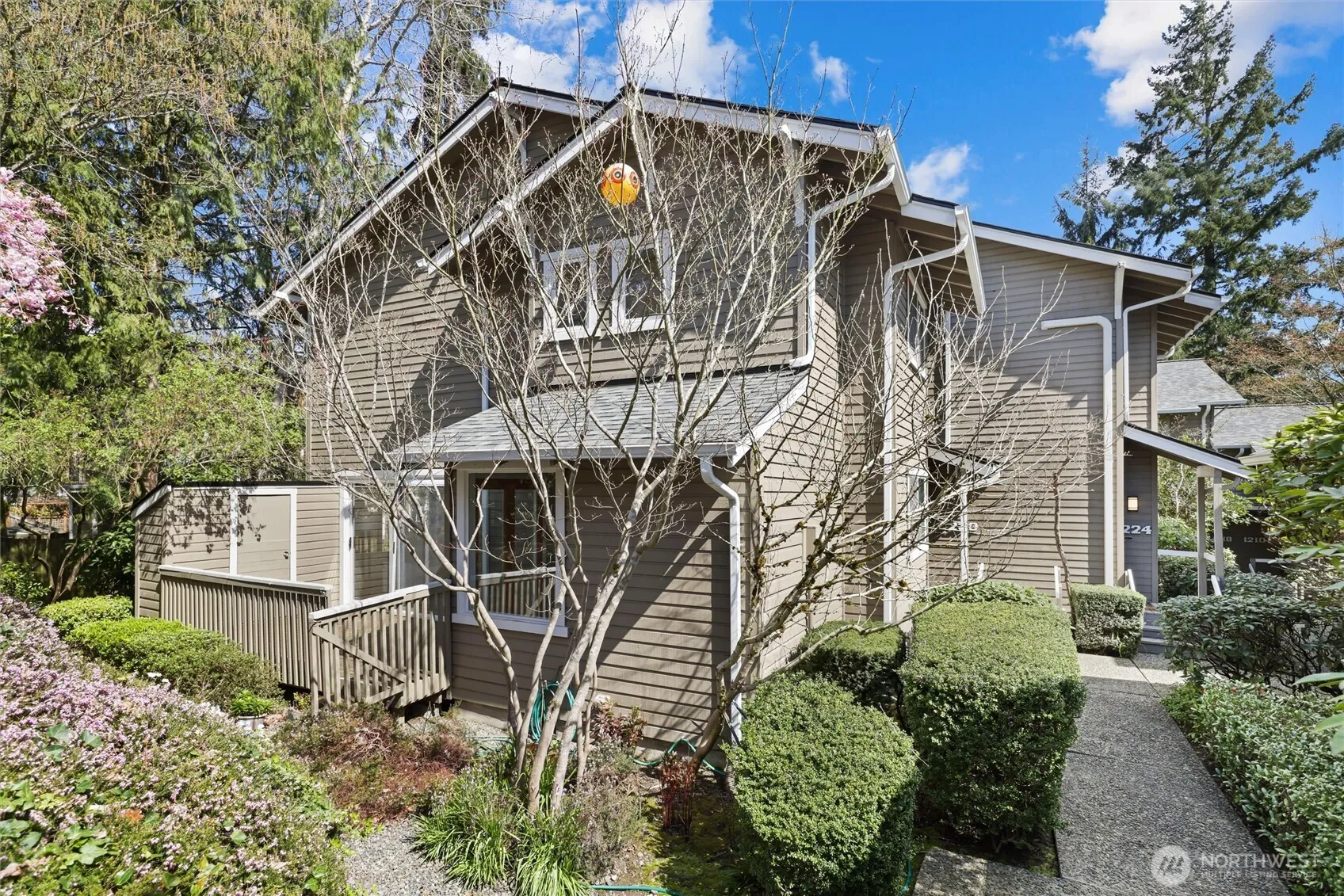 Property photo for 1230 101st Place Ne #1230, Bellevue
