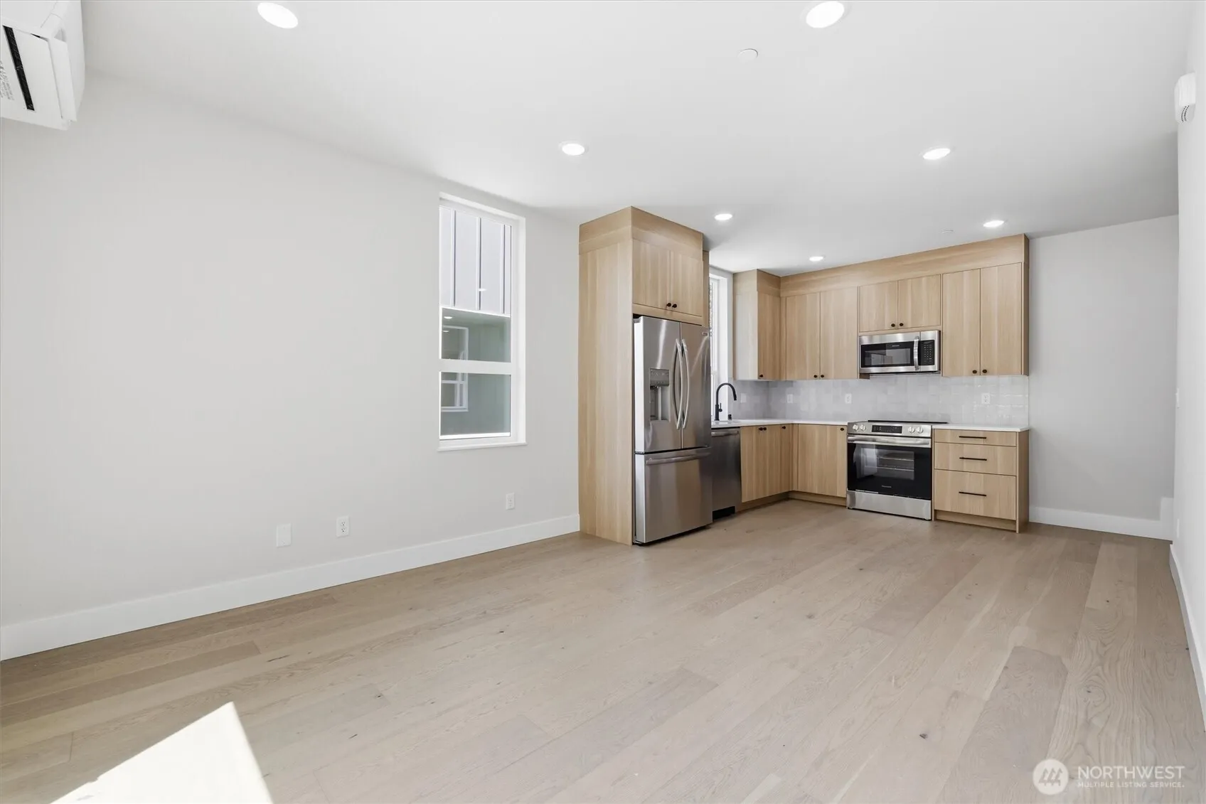 Property photo for 1401 29th Avenue, Seattle photo 5