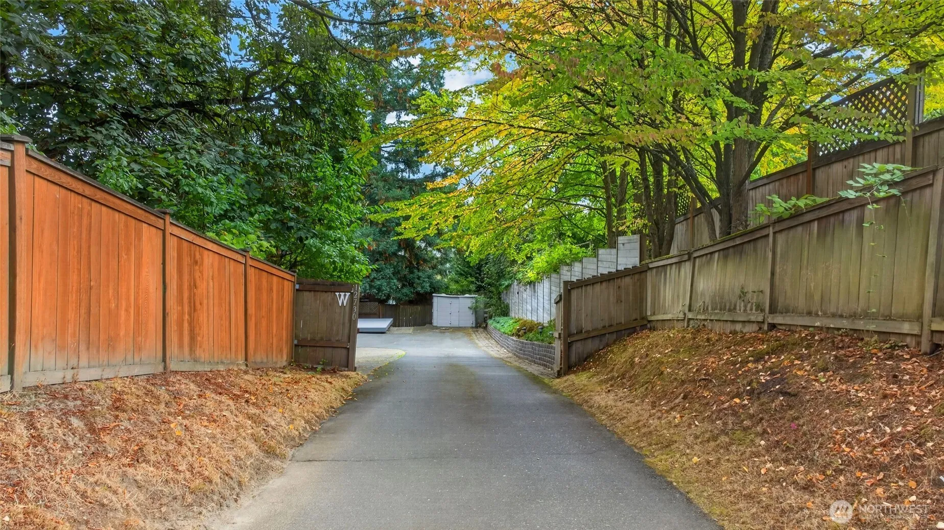 Property photo for 12730 15th Avenue Ne, Seattle photo 3