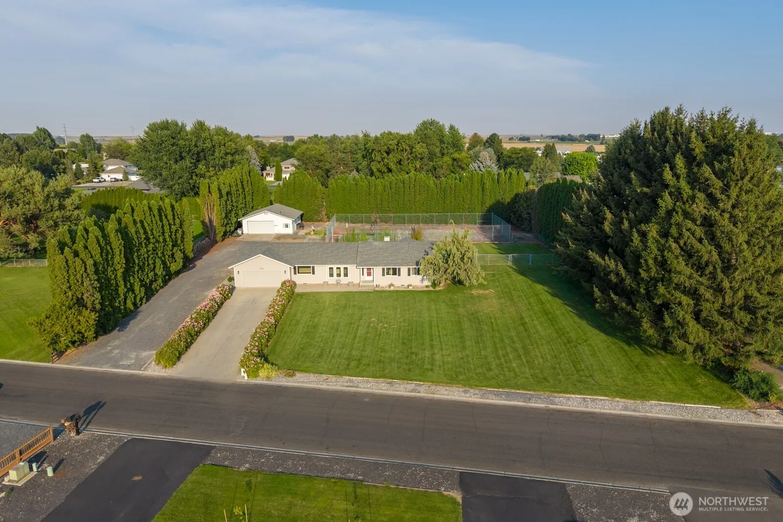 Property photo for 4791 Bluff Drive Ne, Moses Lake photo 2