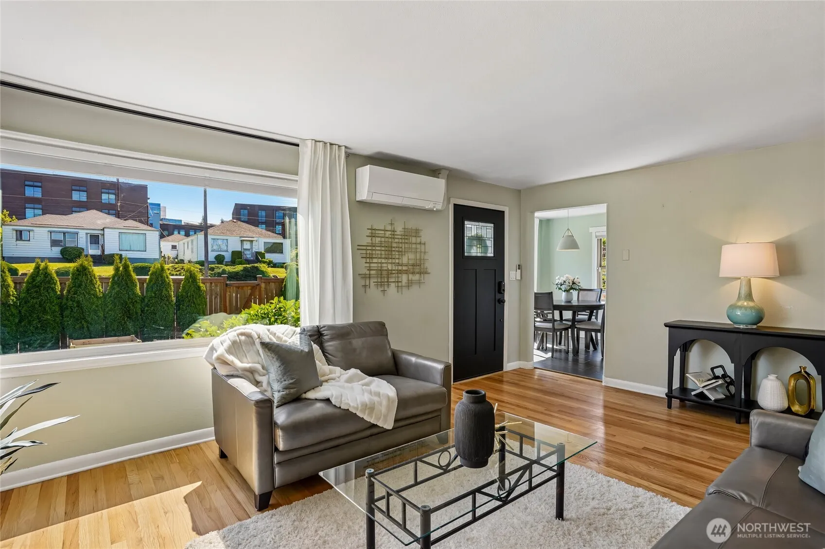 Property photo for 4323 15th Avenue S, Seattle photo 5