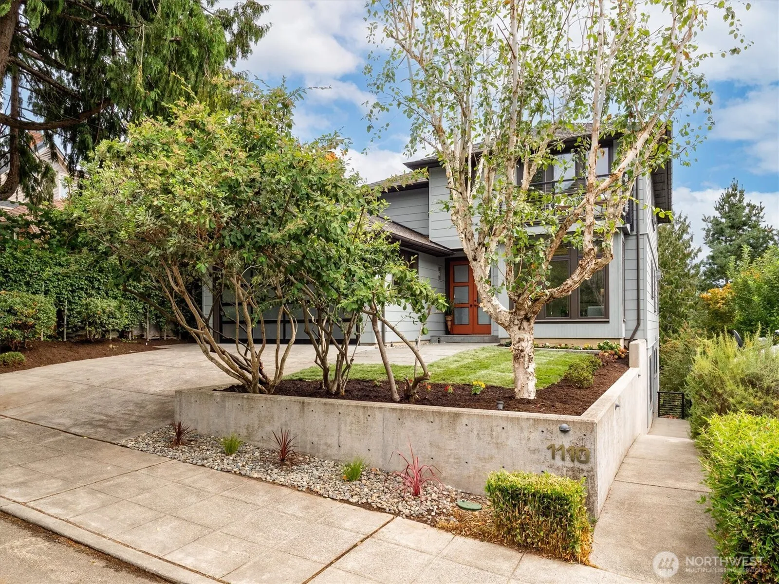 Property photo for 1110 36th Avenue, Seattle photo 2