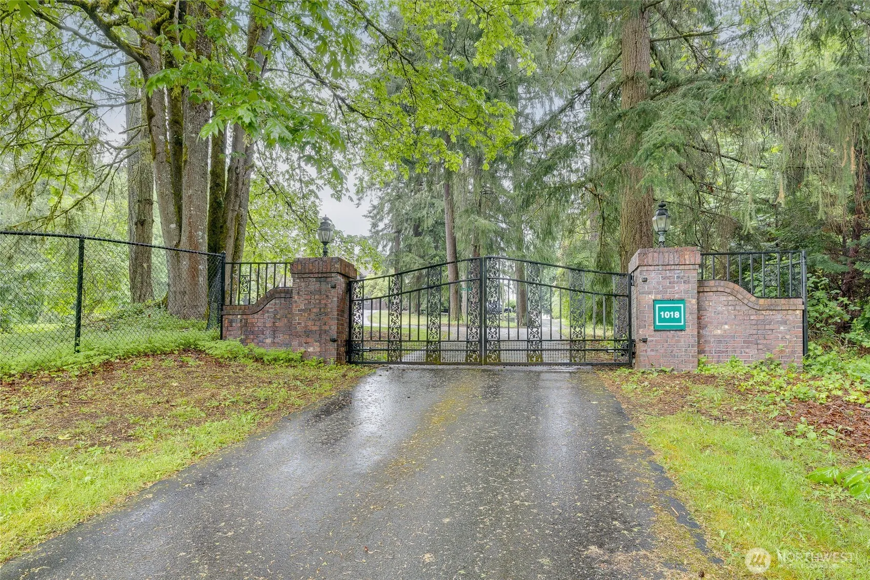 Property photo for 1018 254th Avenue Ne, Redmond