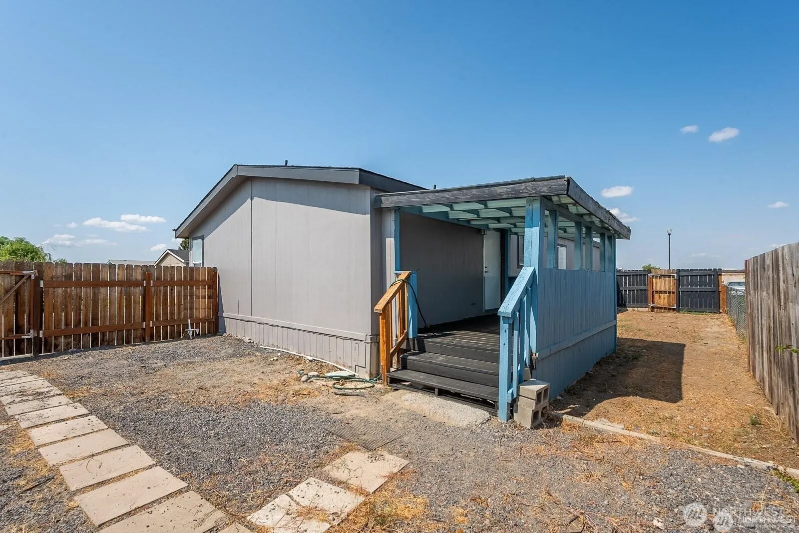 Property photo for 4000 Ne Longview Street #65, Moses Lake photo 5