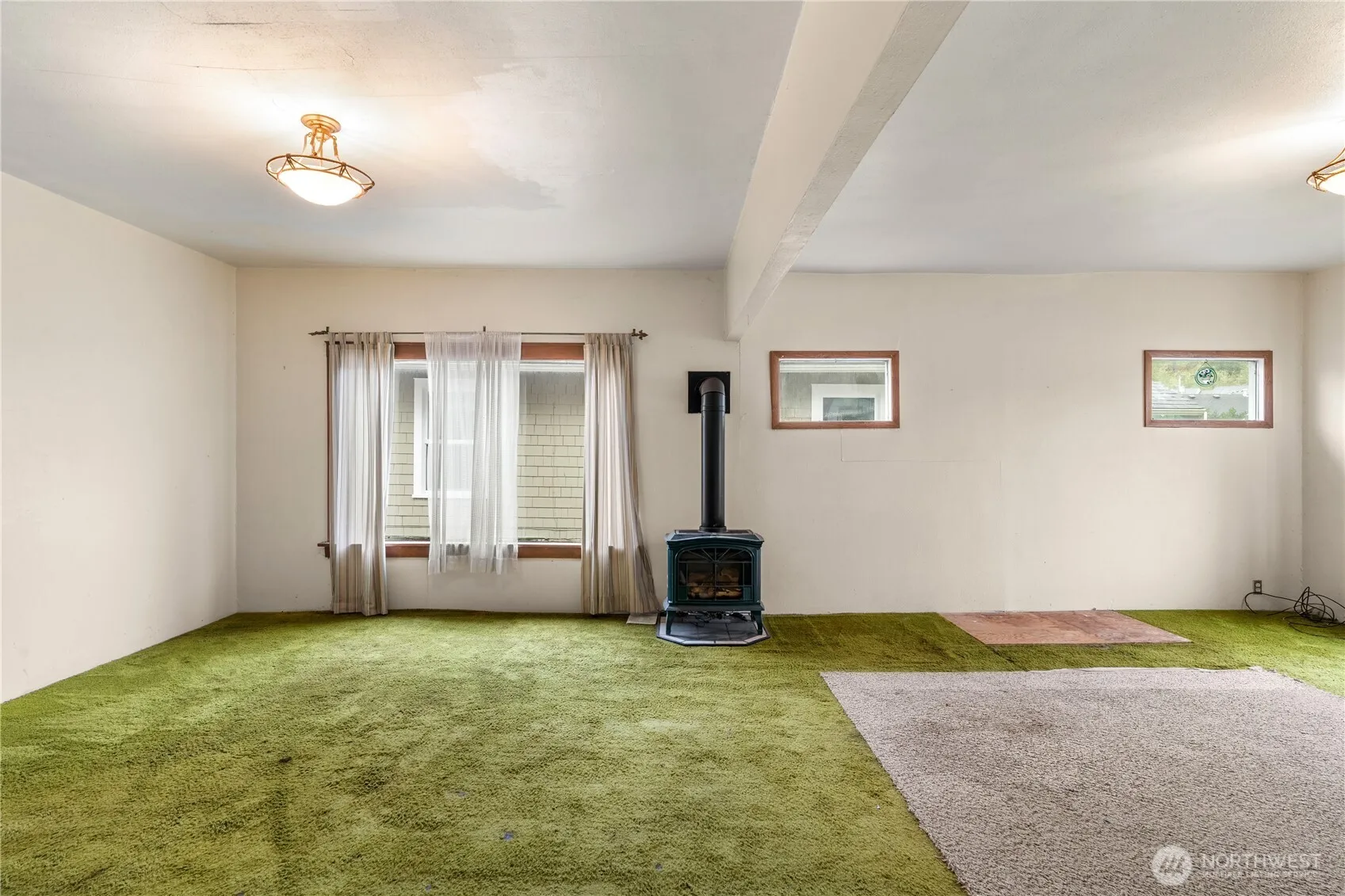 Property photo for 1124 Lincoln Street, Hoquiam photo 3