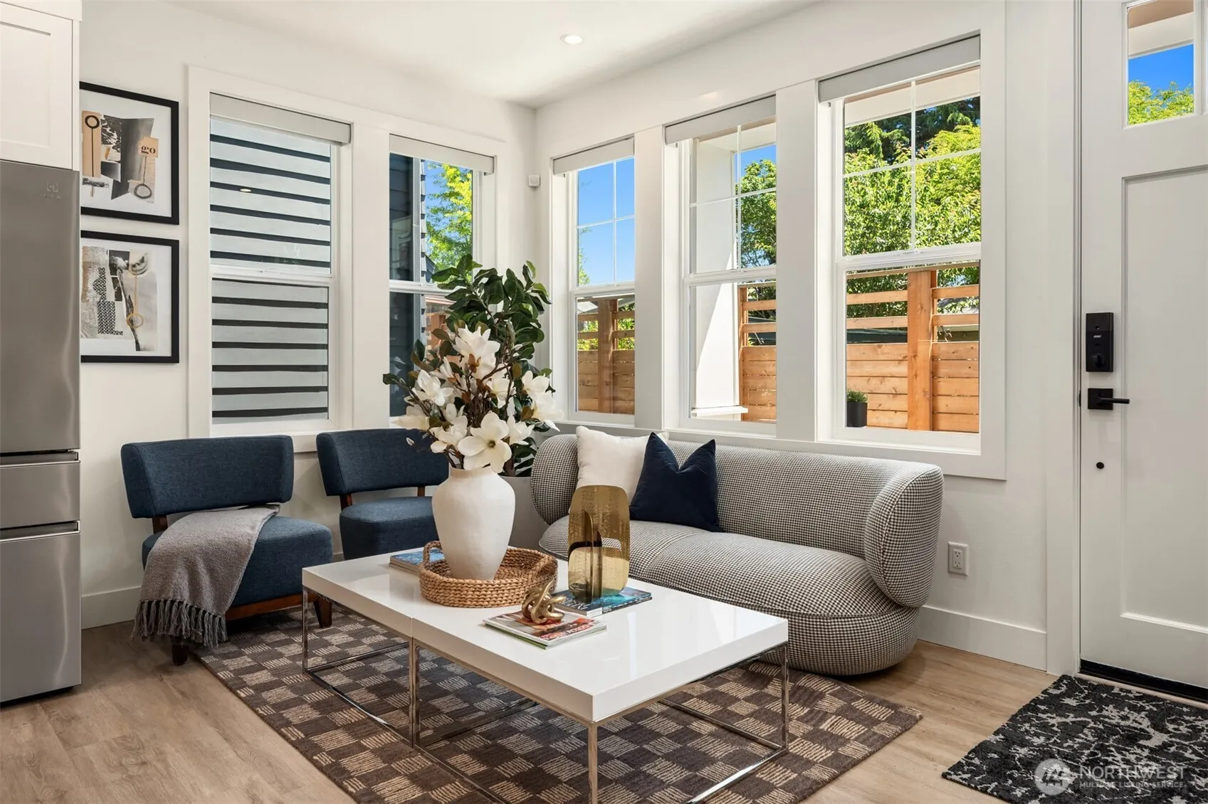 Property photo for 7546 26th Avenue Nw #b, Seattle photo 5