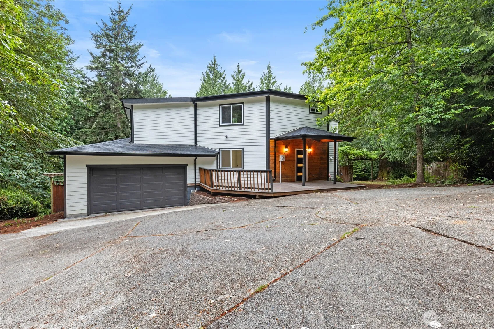 Property photo for 10953 N Madison Avenue Ne, Bainbridge Island photo 2