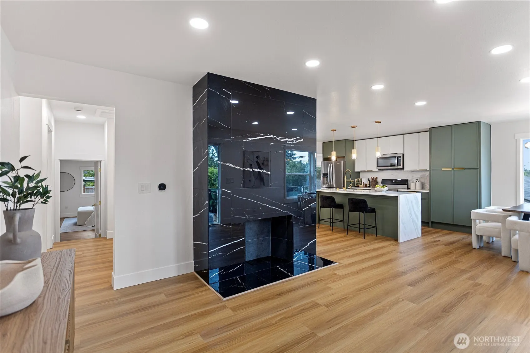 Property photo for 618 N 125th Street, Seattle photo 5