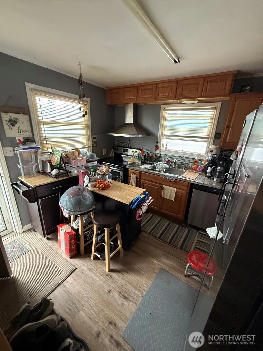 Property photo for 11627 24th Avenue S, Seattle photo 3