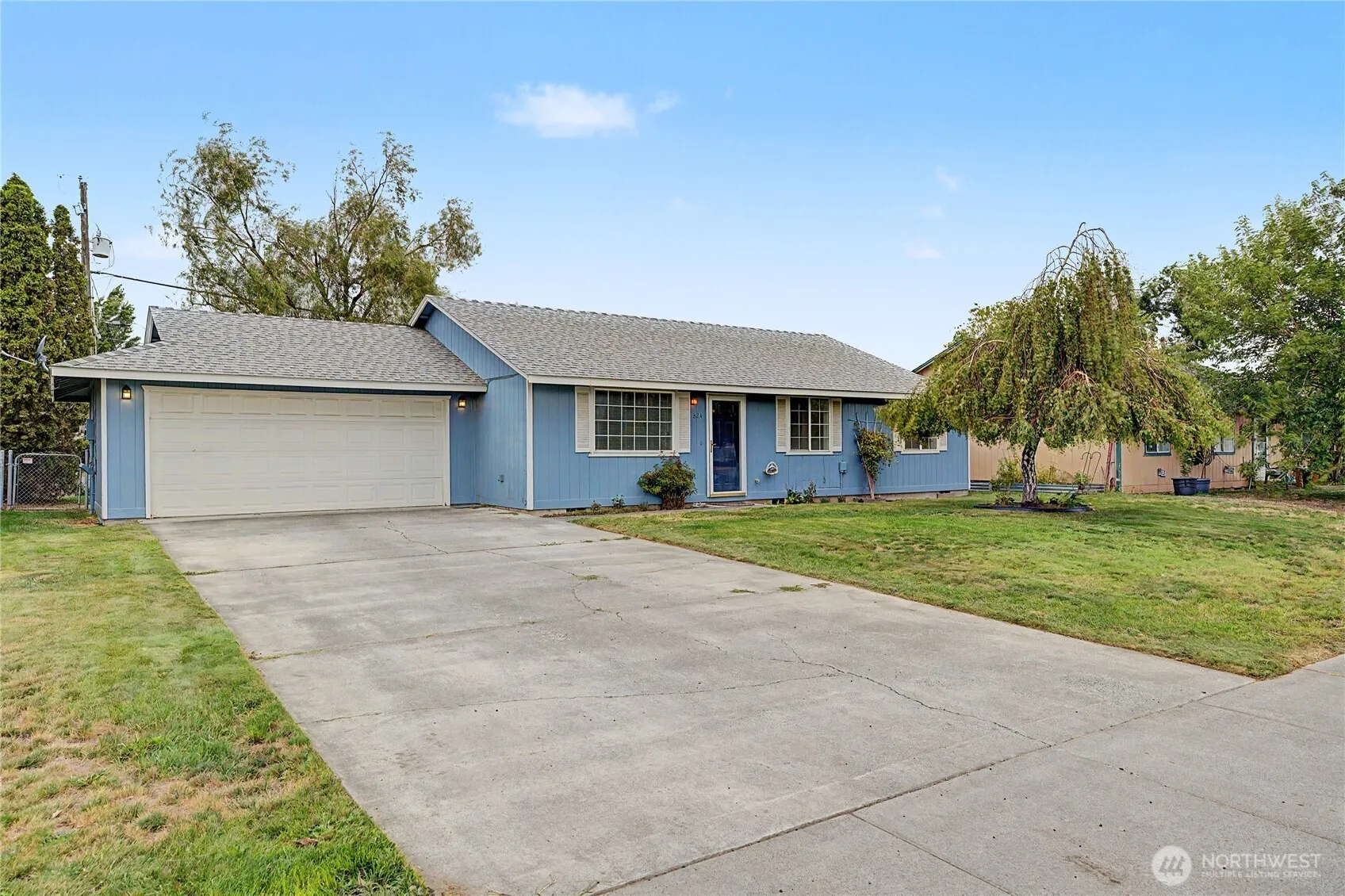Property photo for 824 E Hayden Drive, Moses Lake photo 4