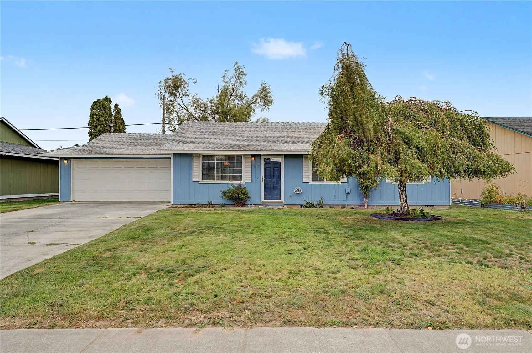 Property photo for 824 E Hayden Drive, Moses Lake photo 3