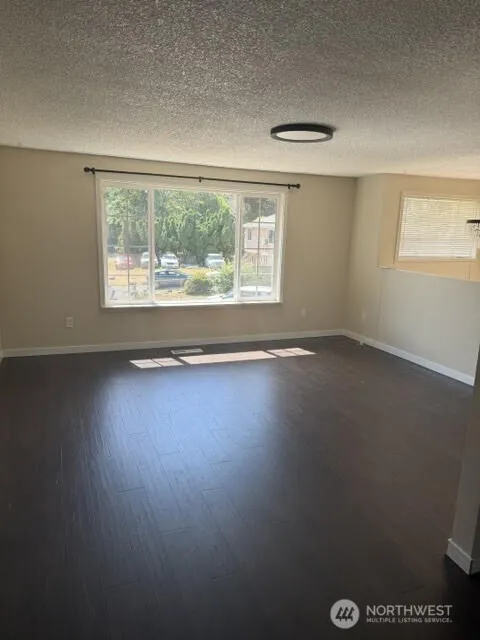 Property photo for 1306 Sherwood Court E, Tacoma photo 5