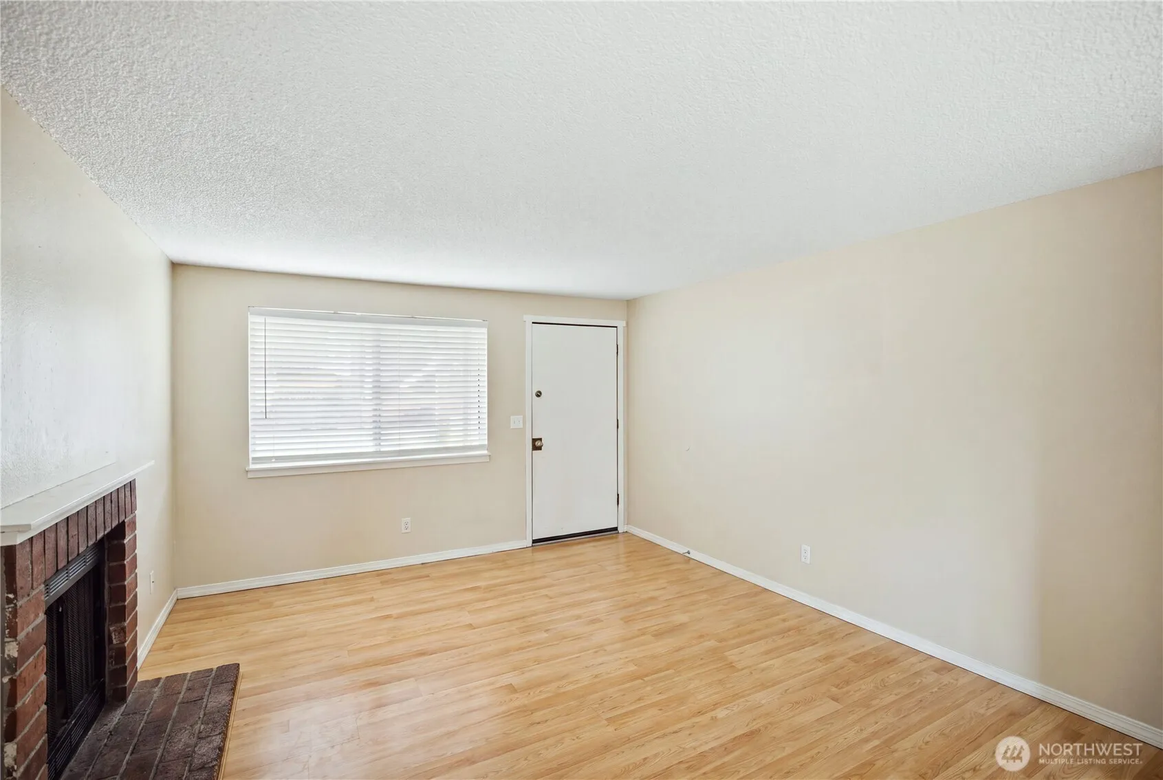 Property photo for 3760 E T Street, Tacoma photo 5