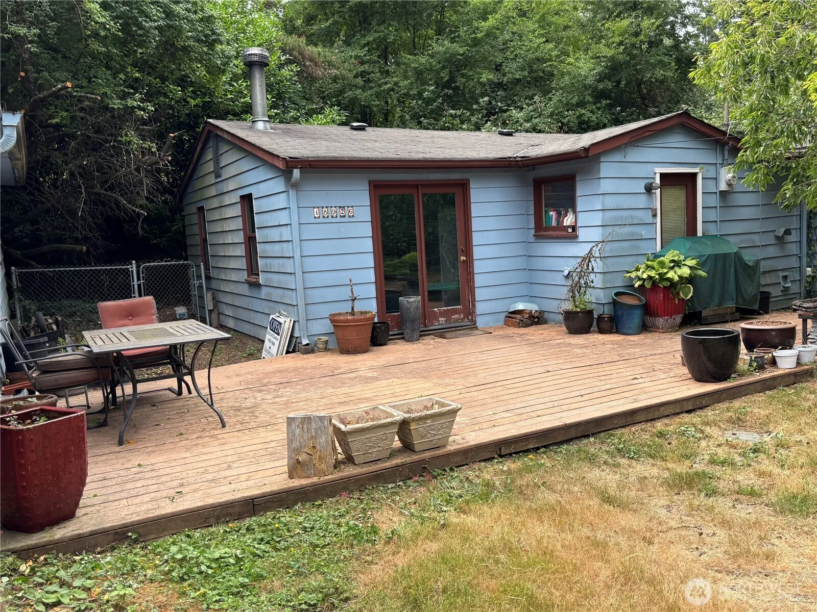 Property photo for 18926 5th Avenue NE, Shoreline photo 2