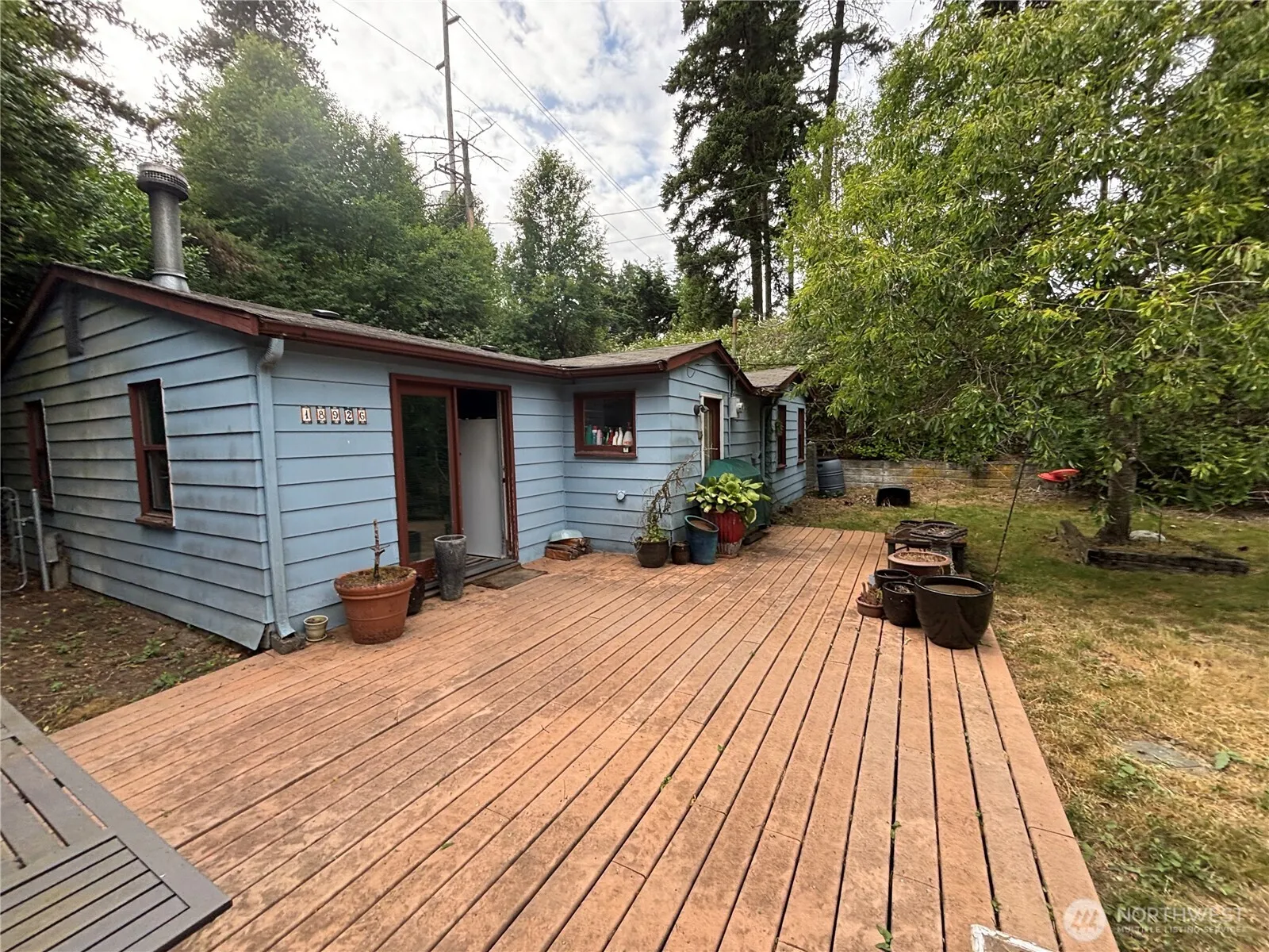 Property photo for 18926 5th Avenue NE, Shoreline photo 4