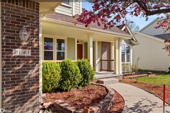 7141 Pommel Place, West Des Moines, Iowa 50266, 3 Bedrooms Bedrooms, ,3 BathroomsBathrooms,Residential,For Sale,Pommel,6326821