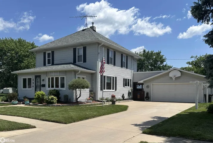 534 N 8th Street, Chariton, Iowa 50049, 3 Bedrooms Bedrooms, ,2 BathroomsBathrooms,Residential,For Sale,8Th,6329332