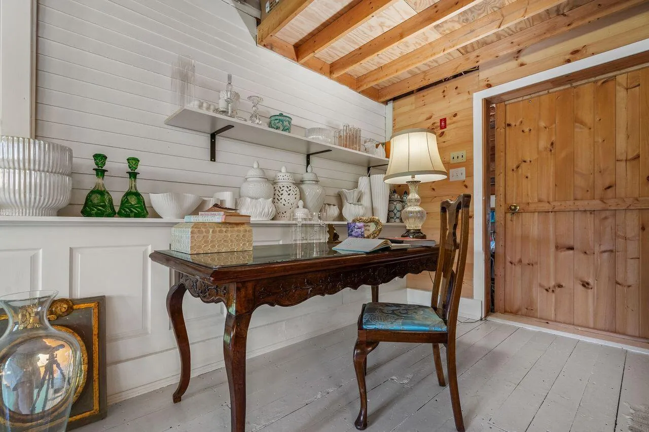 29 & 39 Murray Hill Road, Boothbay, Maine 04544