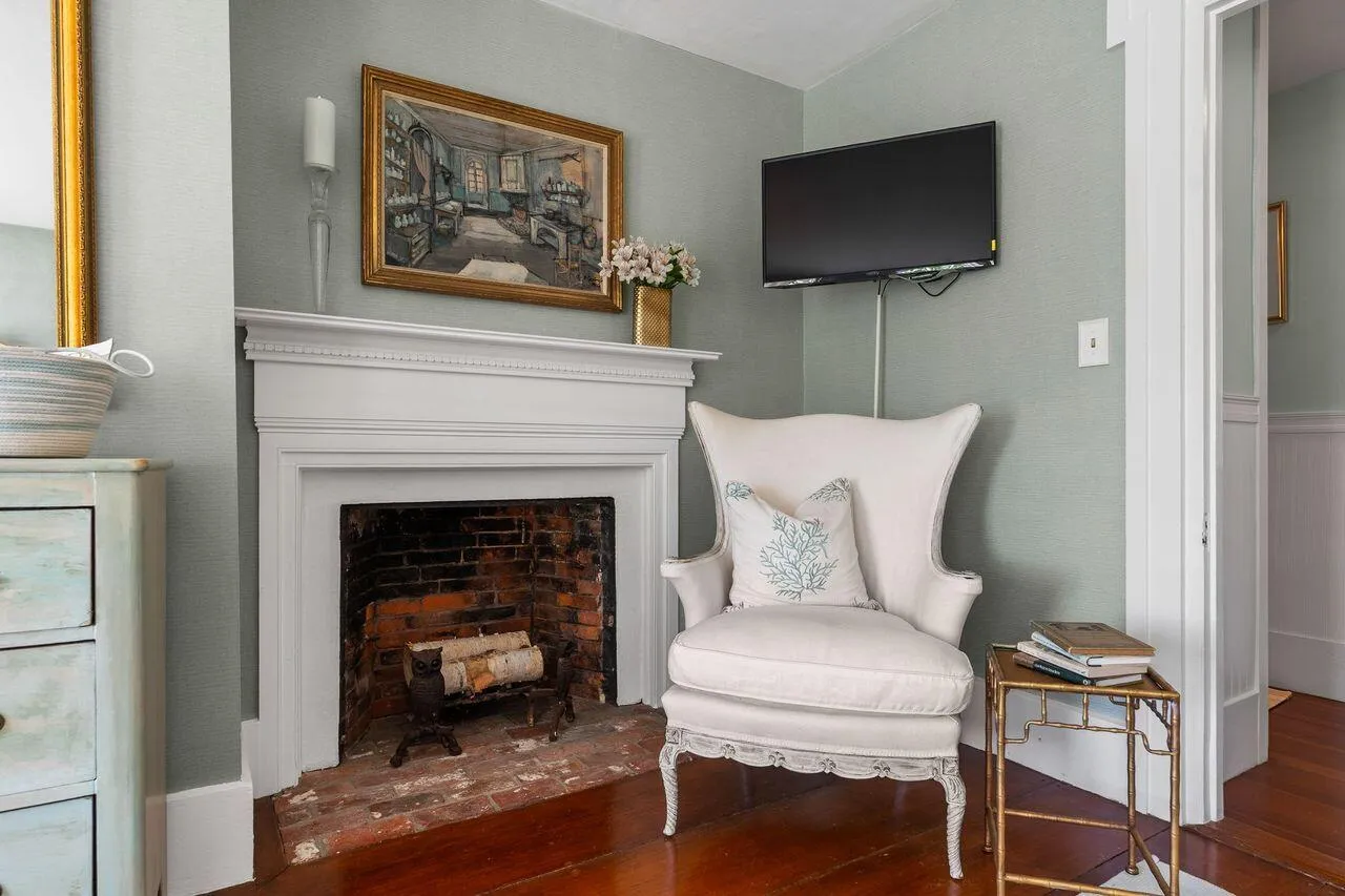 29 & 39 Murray Hill Road, Boothbay, Maine 04544
