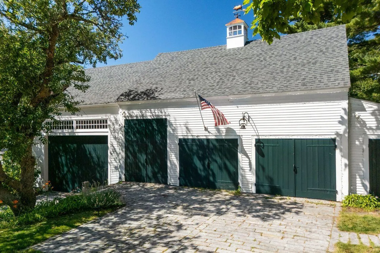 29 & 39 Murray Hill Road, Boothbay, Maine 04544