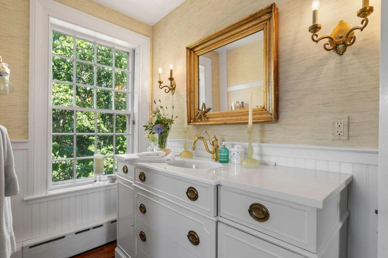 29 & 39 Murray Hill Road, Boothbay, Maine 04544