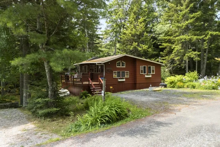 114 Appalachee Road, Boothbay Harbor, Maine 04538