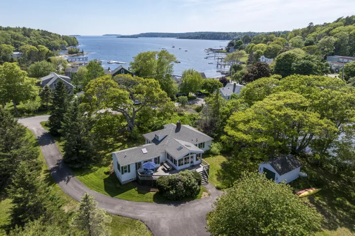 49 Murray Hill Road, Boothbay, Maine 04544
