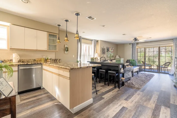 155 Rockford Drive Unit 1 - MLS-1.4
