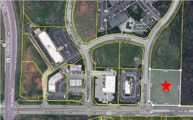3319 W Kearney Airport Plaza 1a