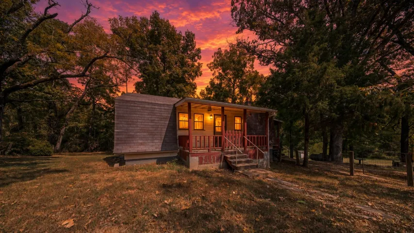 40 Acres hobby farm000